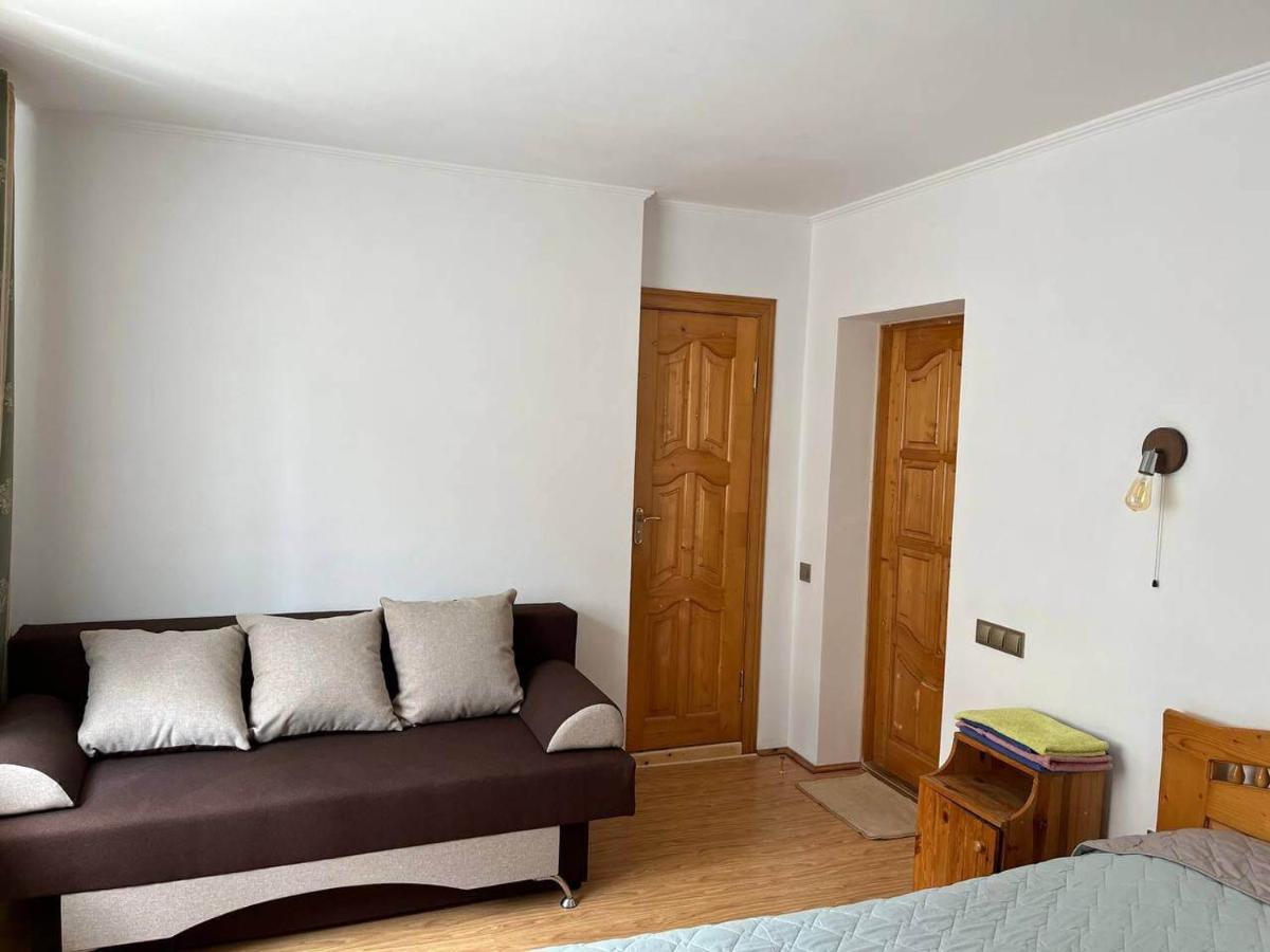 Oskolok Dovbusha Mini-Hotel Jaremtsche Exterior foto