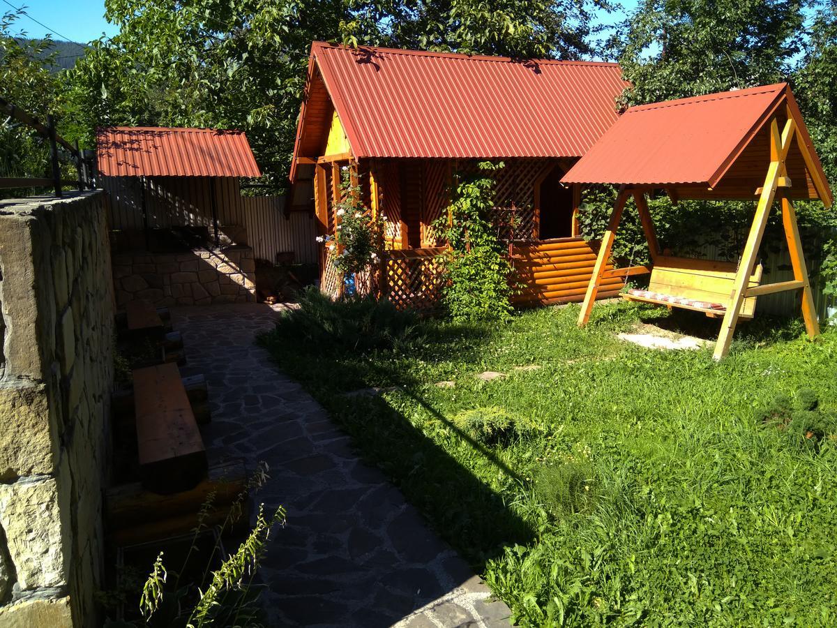 Oskolok Dovbusha Mini-Hotel Jaremtsche Exterior foto